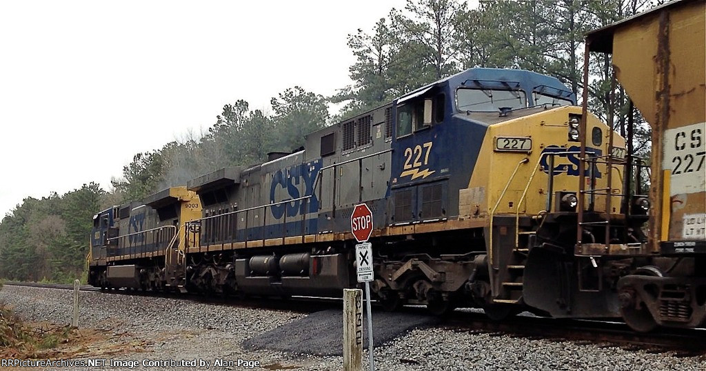 CSX C40-9W 9003 and AC44CW 227